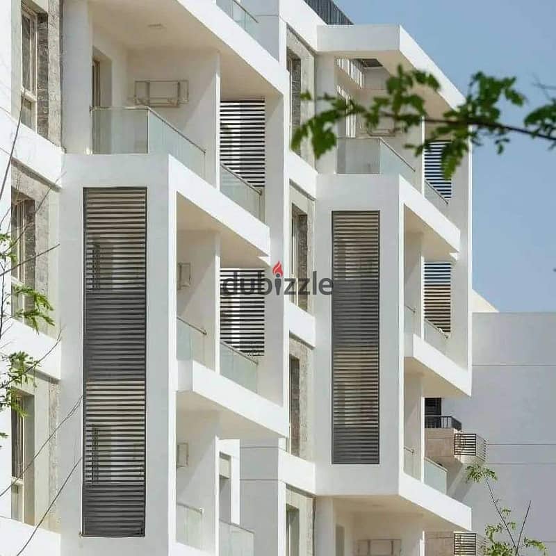 Resale apartment at an old price, immediate delivery in Beta Greens, Mostakbal City. 2