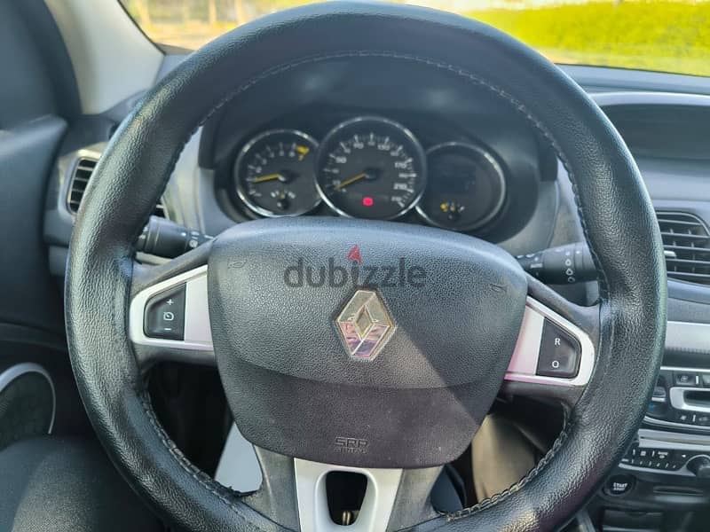 Renault Fluence 2012 Used Fully Loaded (Full Option) Fabrica 5