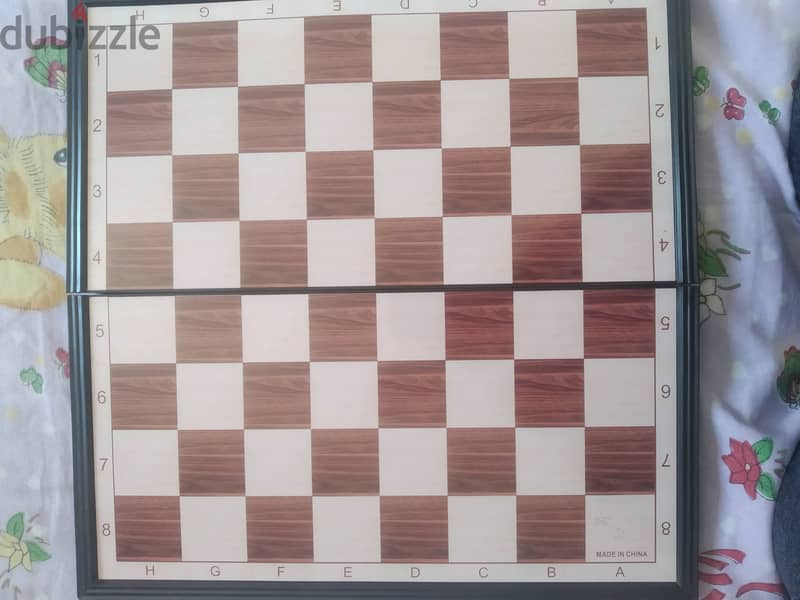 Magnetic chess - increase your child intelligence. 1