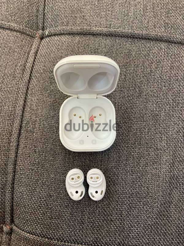 galaxy buds live 1