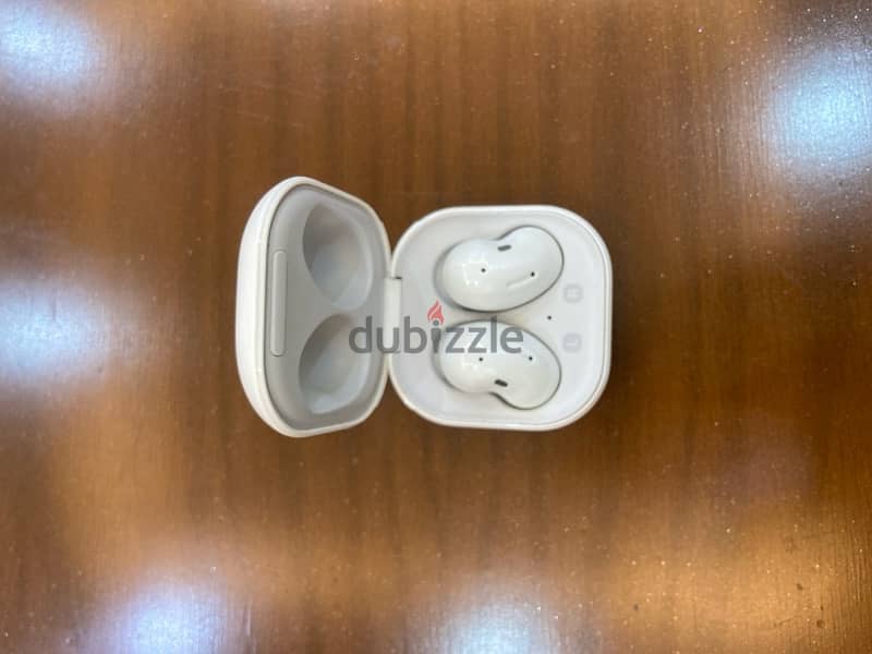 galaxy buds live 4