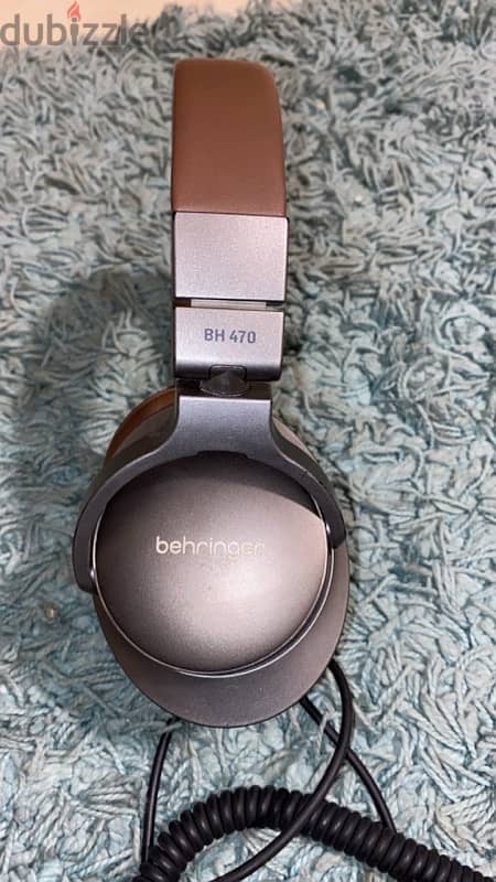 behringer BH470 studio headphones - سماعات ستوديو 1