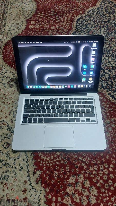 بحاله ممتازه جدا  MacBook Pro 2012   معاه شاحن والكرتونه 2