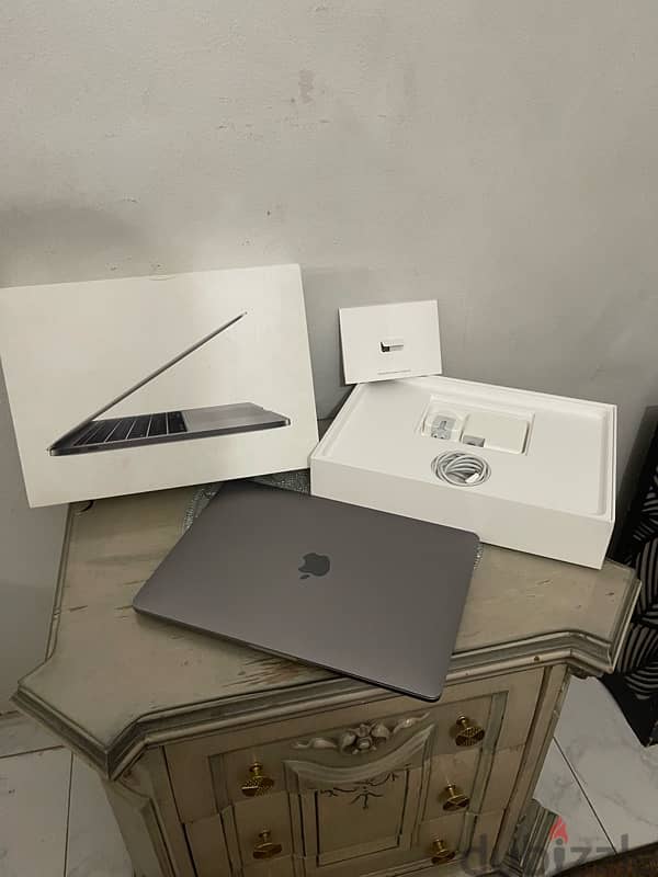 macbook pro 2017 3