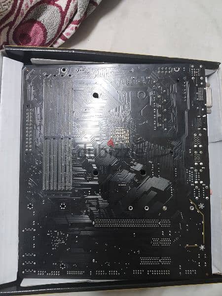 motherboard gigabyte b450m ds3h بحالة ممتازة السعر نهائي 2