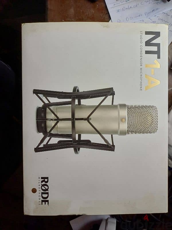 Rode NT1-A Cardiod Condenser Mic + XLR Cable + Pop-Filter 0