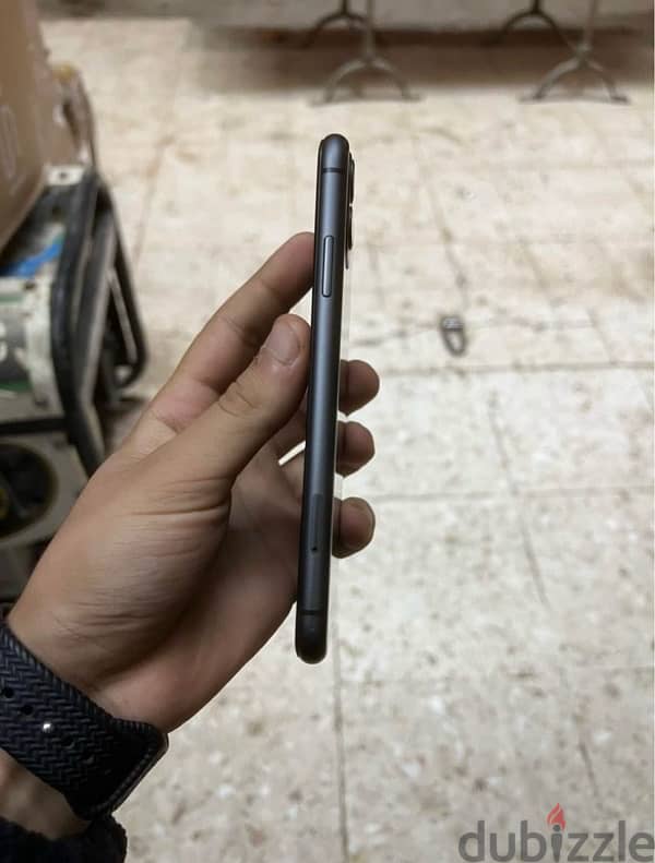 iphone 11 خطين 1