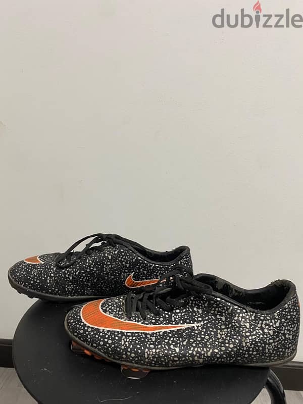 nike football shoes 2