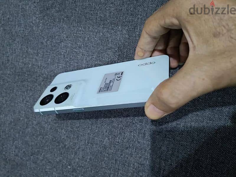 oppo Reno 8 Pro 5G  256GB/12+12GB  وارد الامارات 0