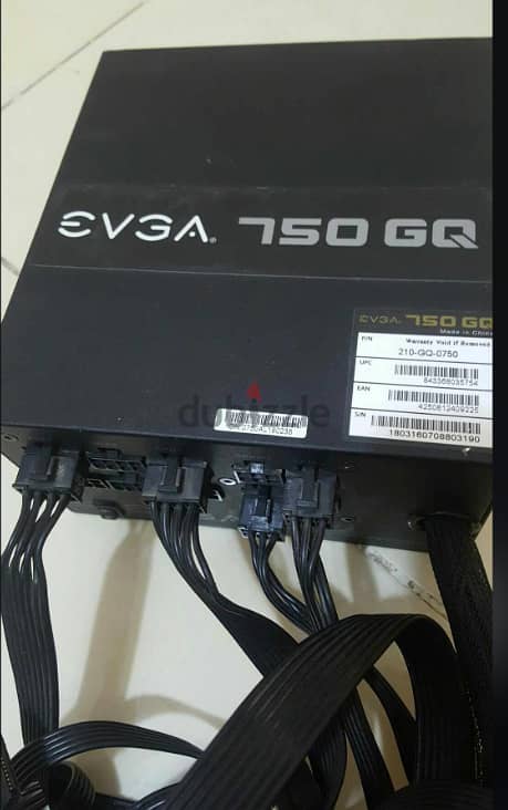 باورات سبلاي 750 وات جولد من شركة EVGA و 650 وات من شركة COOLER MASTER 4