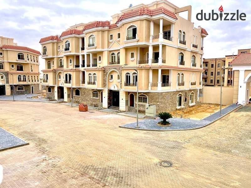 Ready-to-move-in apartment at a bargain price in Golden Square, adjacent to Mountain View and Grand Heights in Abha Compound. 4