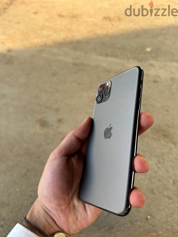 iPhone 11 Pro Max 2