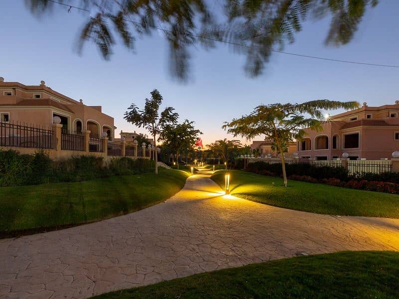 Villa 730m² available with extended installments in Cleopatra Square Compound, located in a prime spot in the East Expansions of October. 9