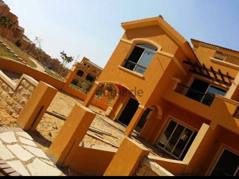 TwinHouse للبيع بسعرلقطة وبفيو لاند سكيب ف كمبوند ديار اركو 7