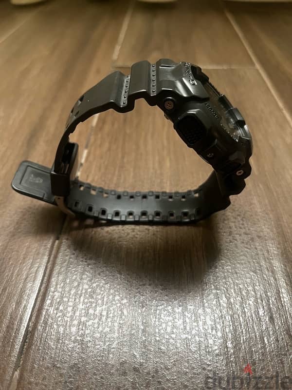 Casio Gshock GA-100C 4