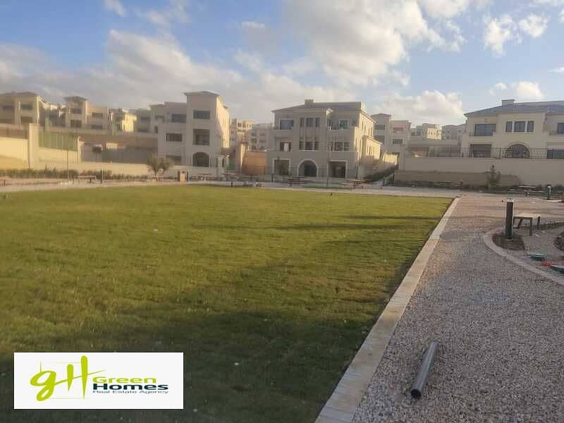 Ready to move Standalone Villa 386m fully finished with prime view for sale in Uptown Cairo 4