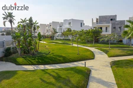 View and receive immediately a garden villa with landscape view in Sheikh Zayed, eastern expansions, in front of Mall of Arabia, in installments