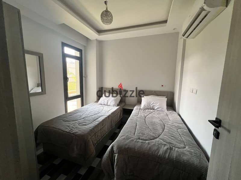 Apartment for sale, immediate receipt, 3 rooms, with air conditioners and kitchen 1