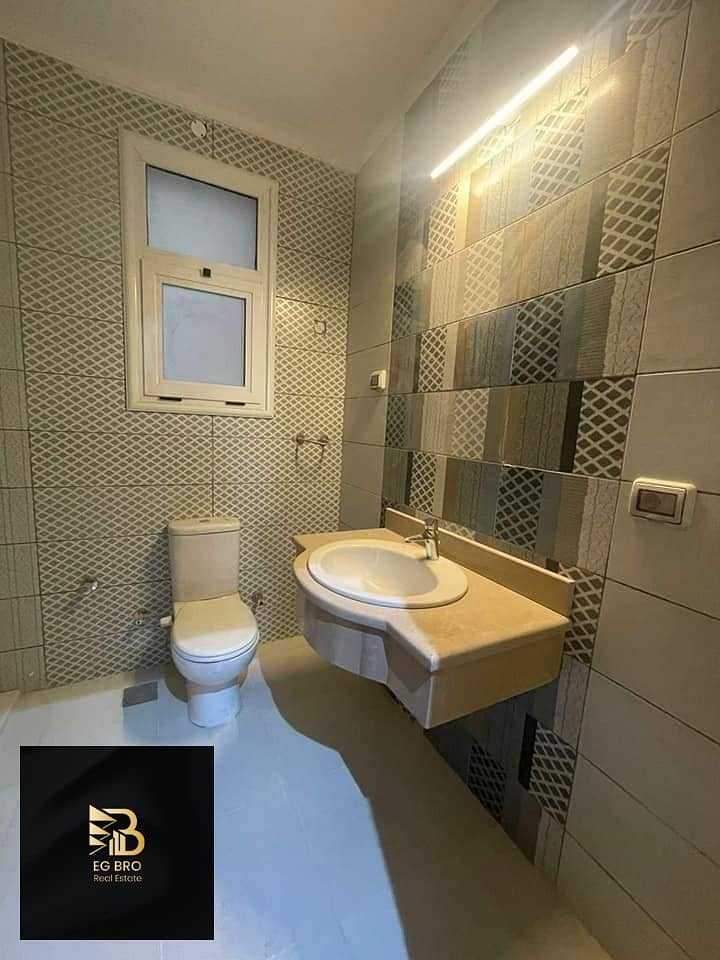 Immediate delivery apartment in the Administrative Capital, super luxurious, 149 meters next to Al-Fattah Al-Aleem Mosque 2