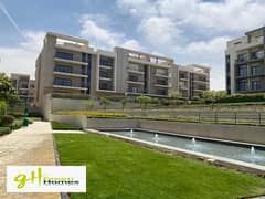 Prime Townhouse 250m for sale ready to move in Fifth square | Marasem, New Cairo 0