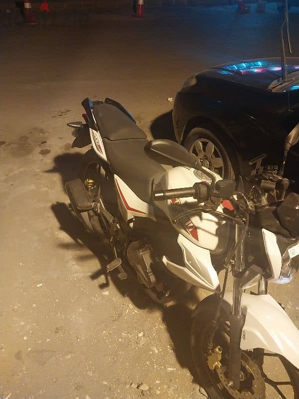 لعشاق الكسر زيرو بنيلي ٢٠٢٥ vlr200 super sport رخصة ٣ سنوات 1