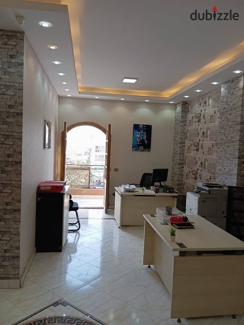 Office for rent on the central axis, 230 meters, facing the street, next to Al-Hosary Mosque 5