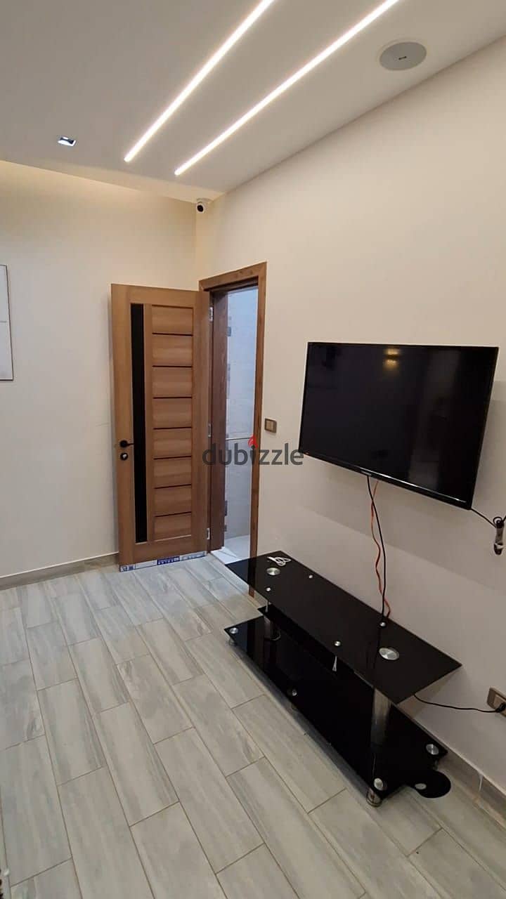 Apartement for sale in the most best location place in the fifth settlement, ALzohour compound ,next to concordnplaza ,moon vally compound and ALzohou 7