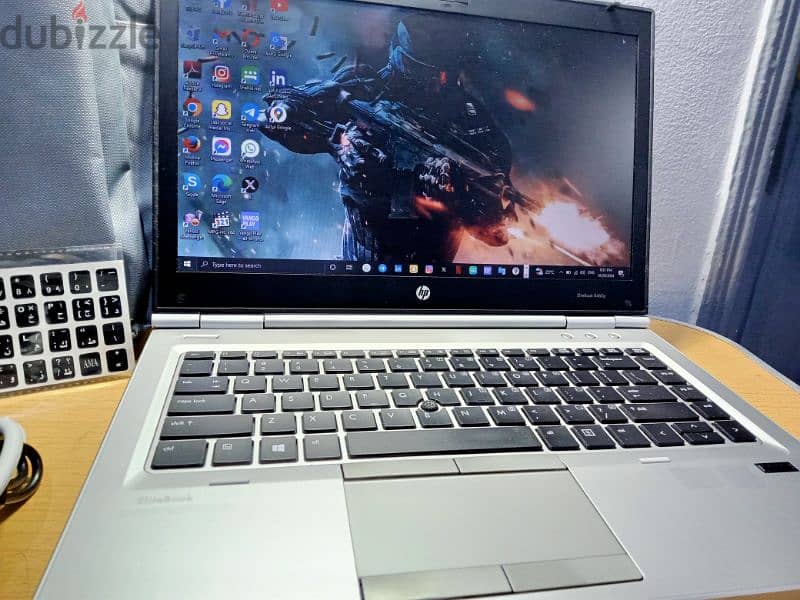 Hp elitebook ram 16 الجهاز بهاردين وبصمه 11