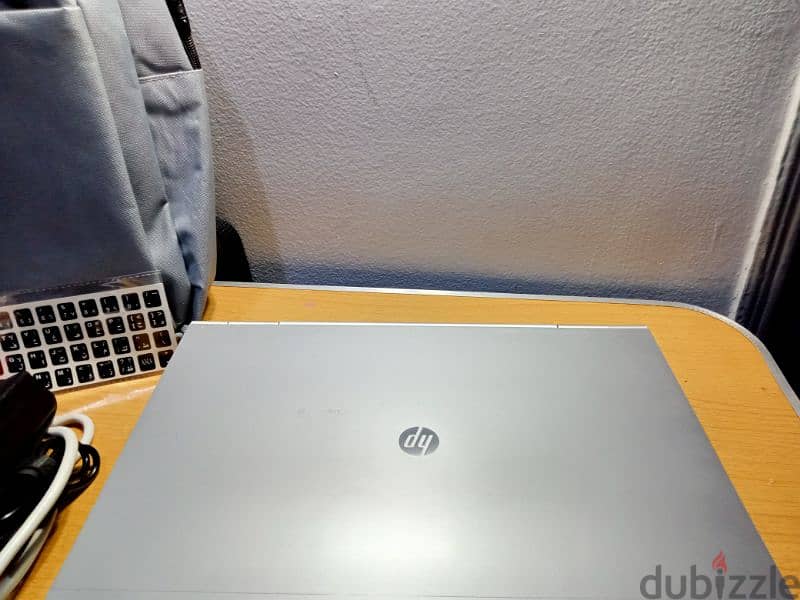 Hp elitebook ram 16 الجهاز بهاردين وبصمه 14