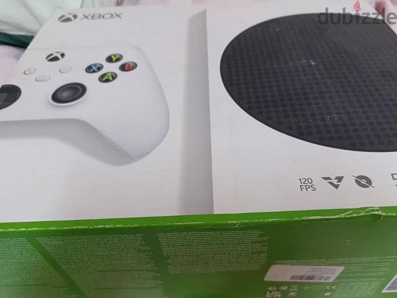 للبيع: Xbox Series S بحالة ممتازة – 512GB 3