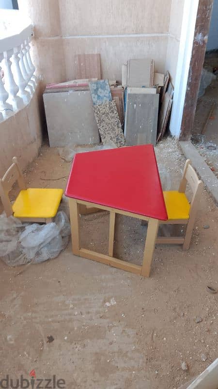 Nursery tables and chairs 3