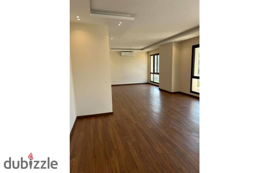 Triplex 305m semi furnished for rent in eastown sodic New Cairo. 15