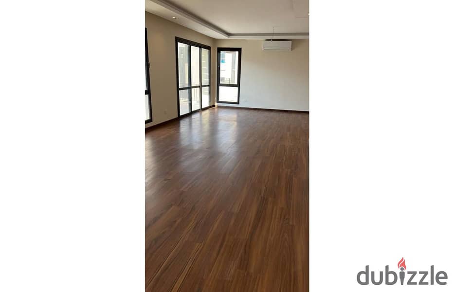 Triplex 305m semi furnished for rent in eastown sodic New Cairo. 21