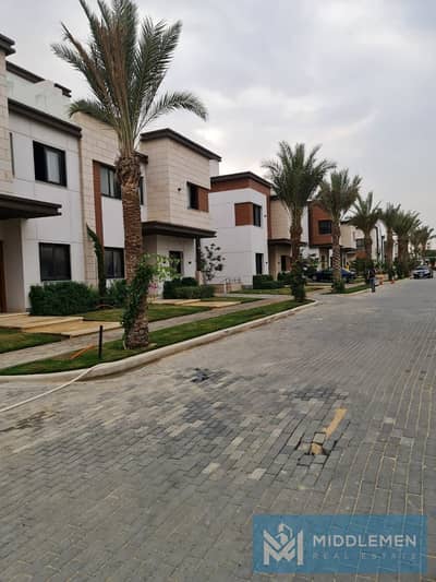 twin house 376 m the best location in the compound azzar2