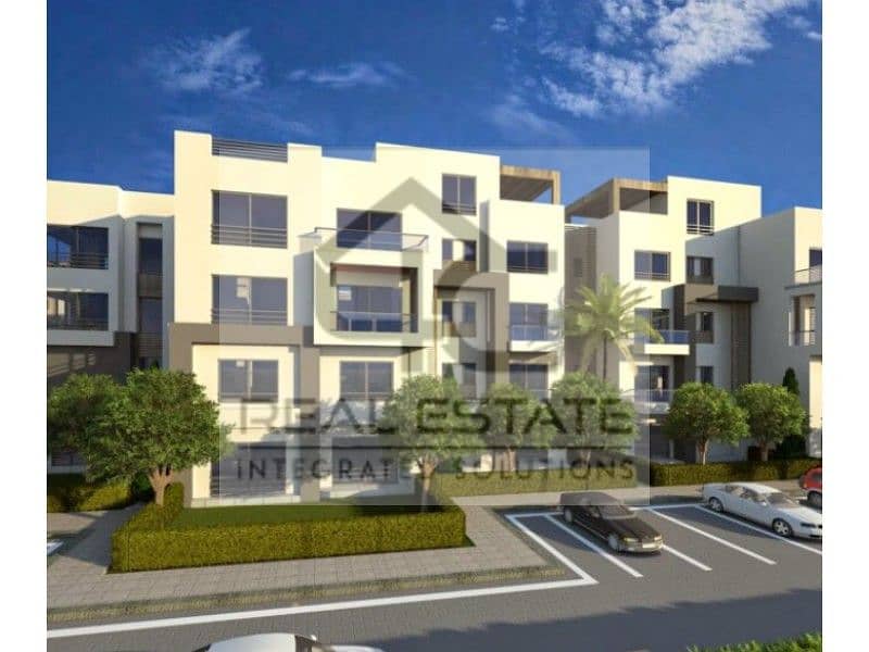 Apartment with garden 251m prime location ready to move under market price in Palm Hills new Cairo 4