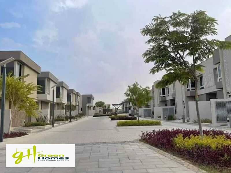 Ready to move Townhouse 228m best location for sale in Palm Hills New Cairo 11