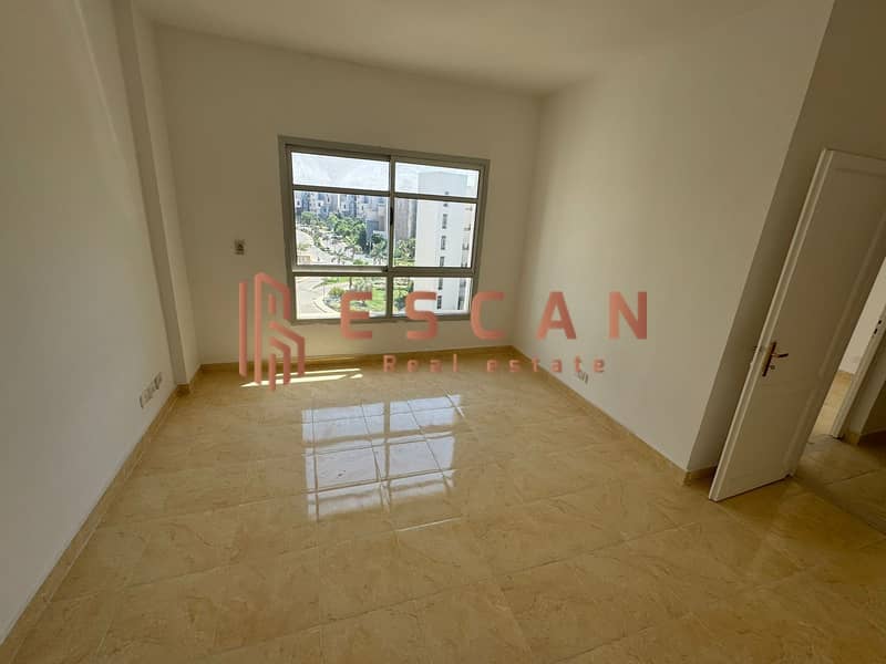 180 sqm apartment for rent, new law, in Madinaty B8 4