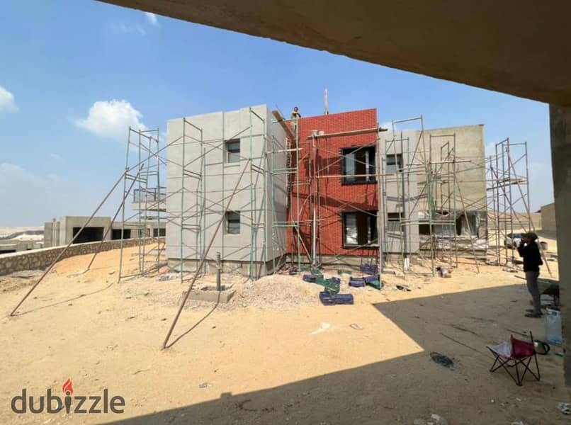 Own an apartment with a landscape view in installments, in a prime location next to JOULZ in BRIX 9