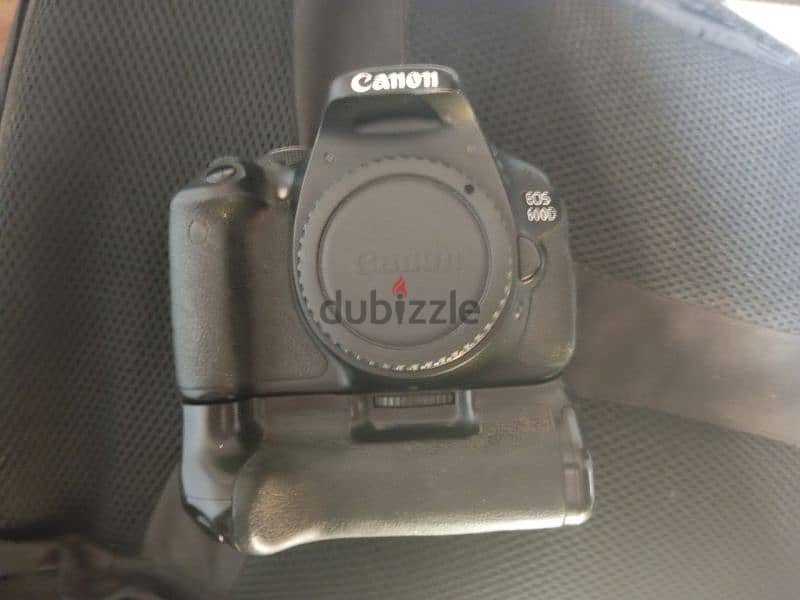 Canon 600d with battery grip and two original batteries 1