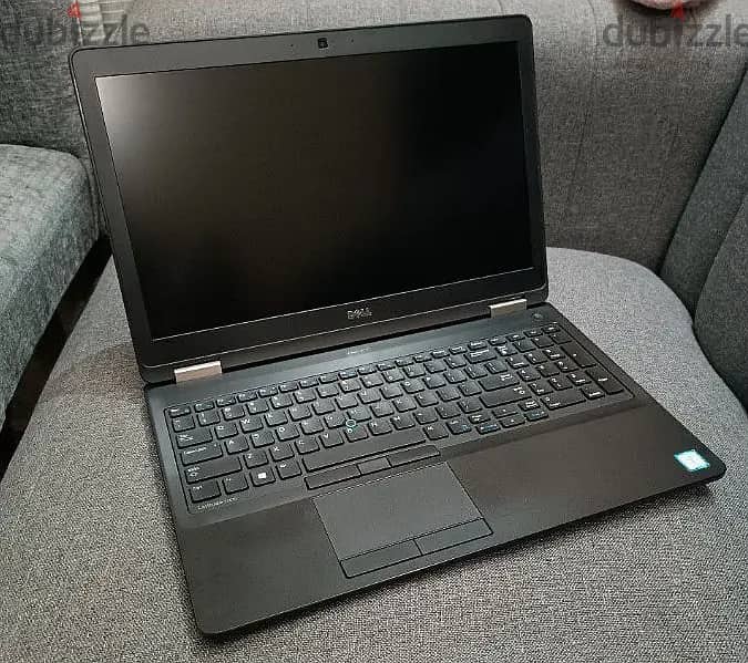 Dell Latitude E5570 1