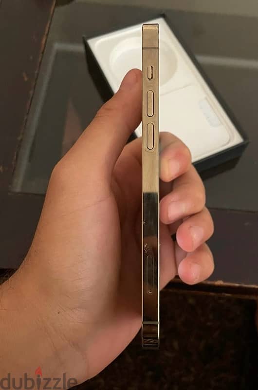 iPhone 12 Pro like new 3