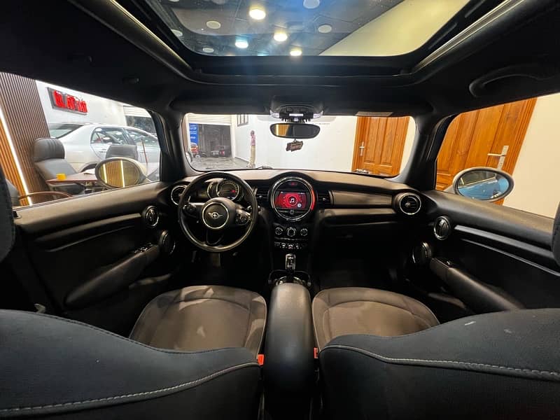 MINI Cooper 2019 17