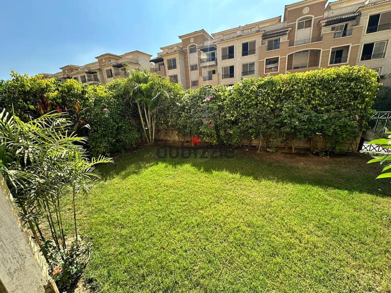 Apartment with garden for sale, ultra super lux, in Stone Residence Compound 2