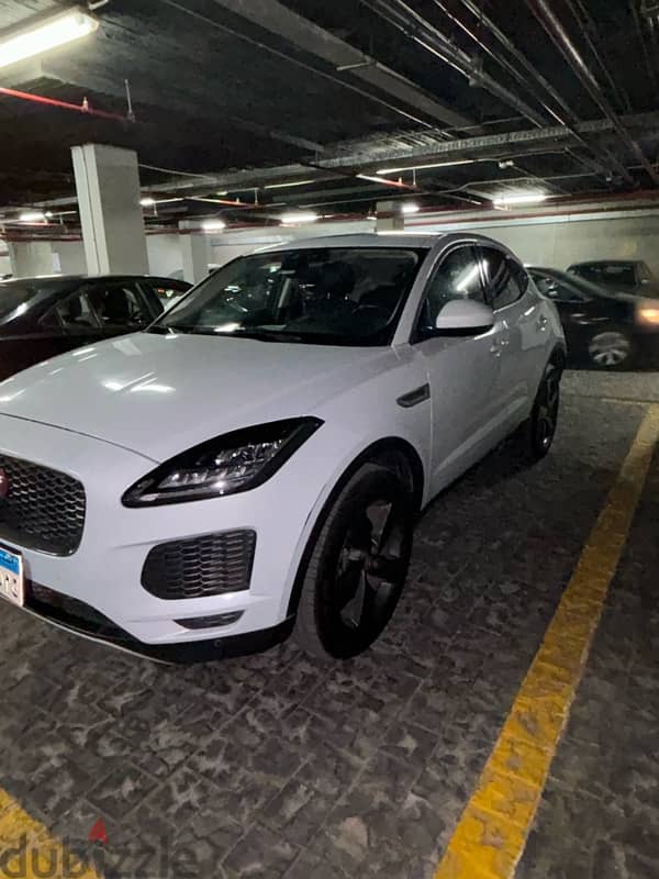 Jaguar E-Pace 2020 4