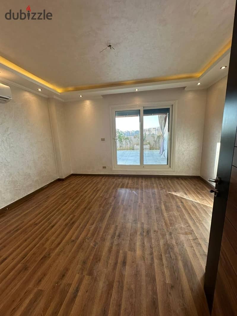 Duplex with a very good price READY TO MOVE  fully finished with garden 302m 8