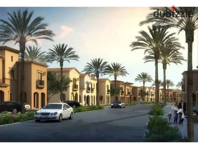 Townhouse for immediate delivery, Ladenscape view, with down payment and installments in City Gate Compound.