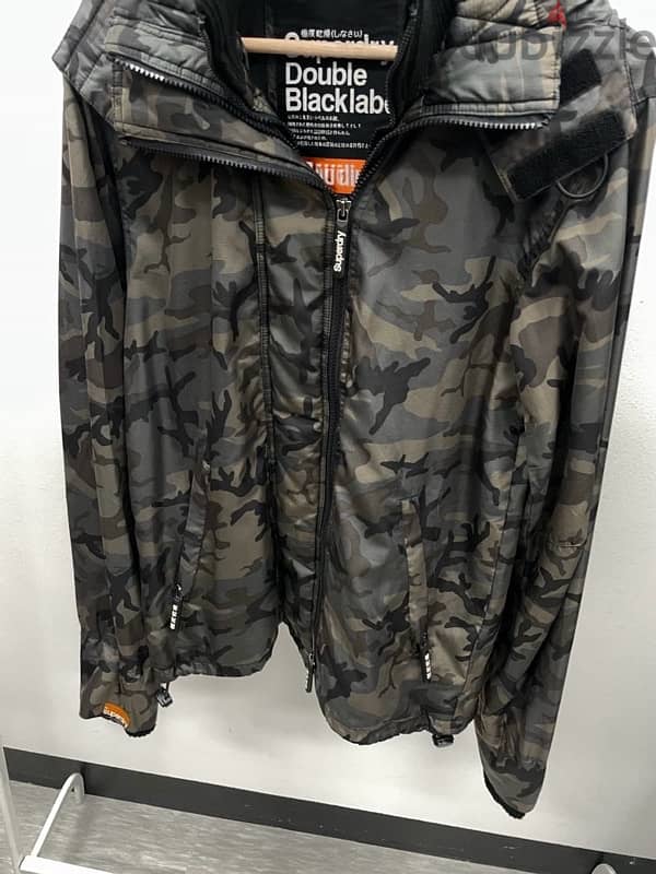 Superdry jacket mens size M ‏يلبس لارج او ميديم 2