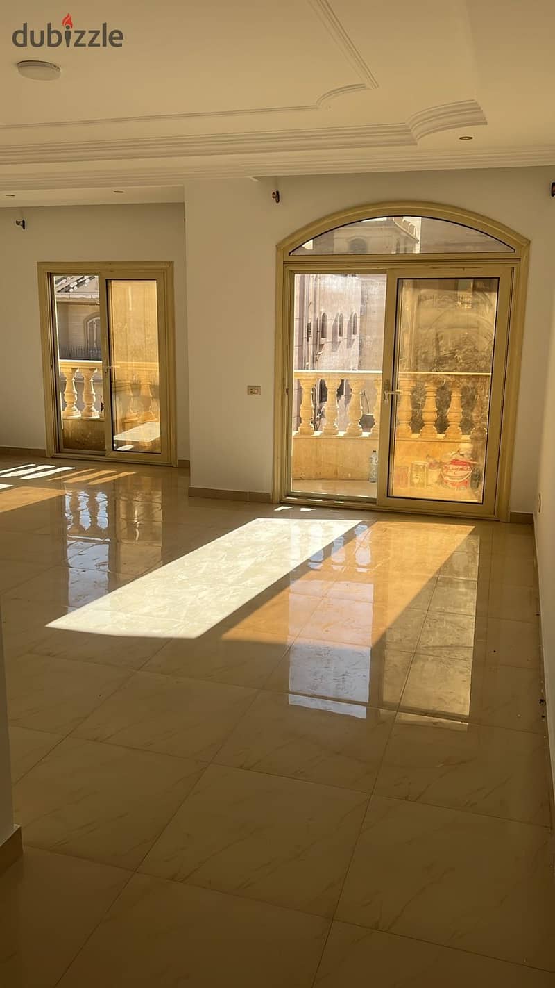 Apartment for rent in the First District next to a Saudi supermarket in the Fifth Settlement 4