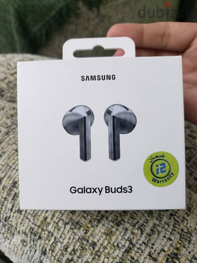 Samsung galaxy buds 3 new sealed- سماعات سامسونج جلاجسى ٣ علبه مقفوله