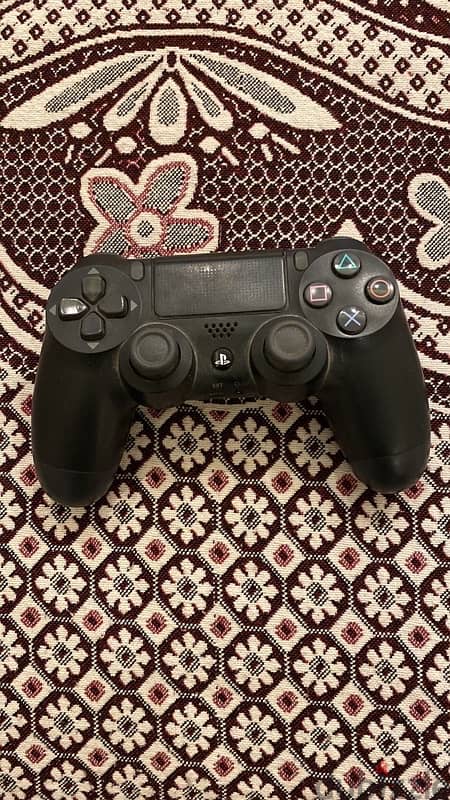 playstation 4 slim 1TB 2